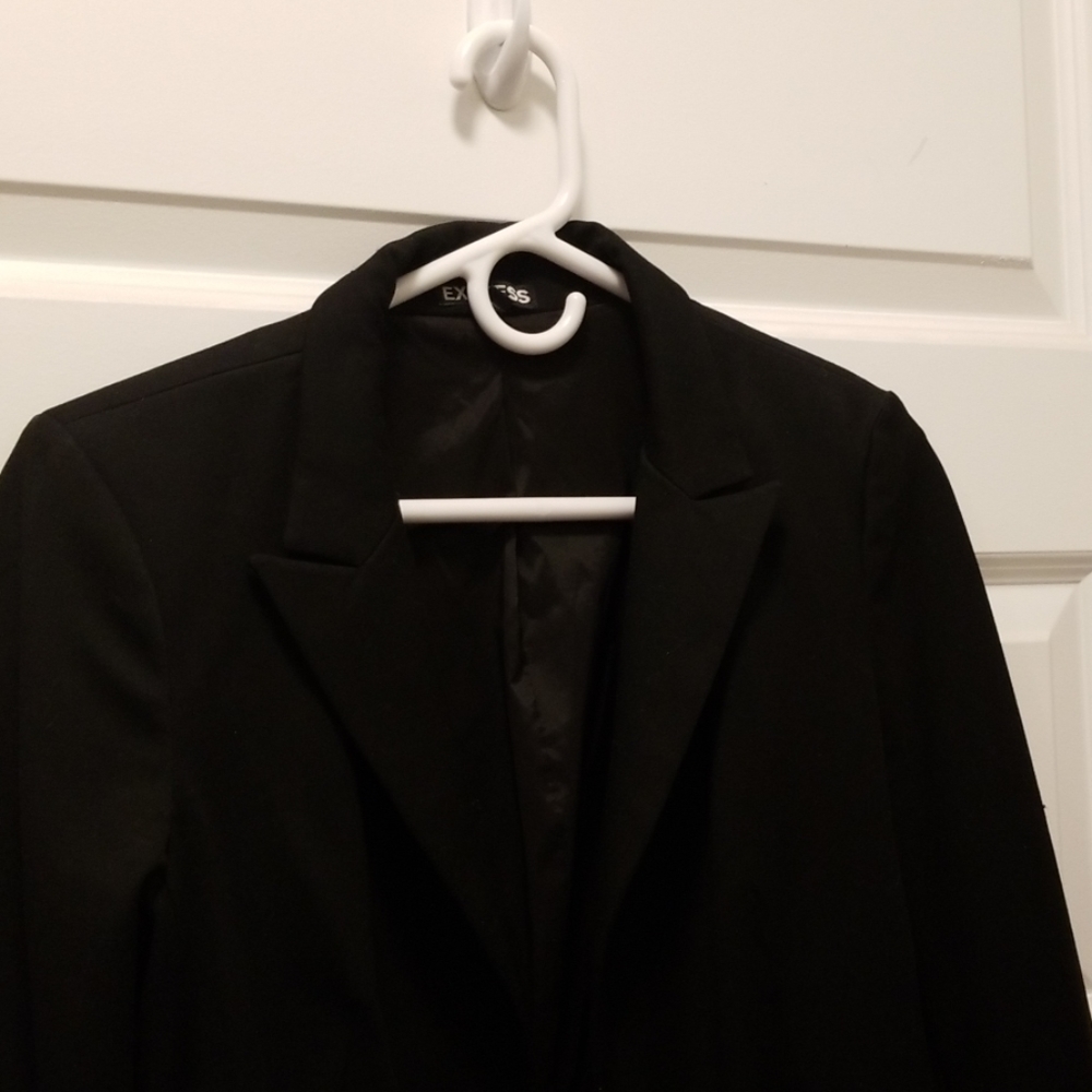 Classic one button blazer